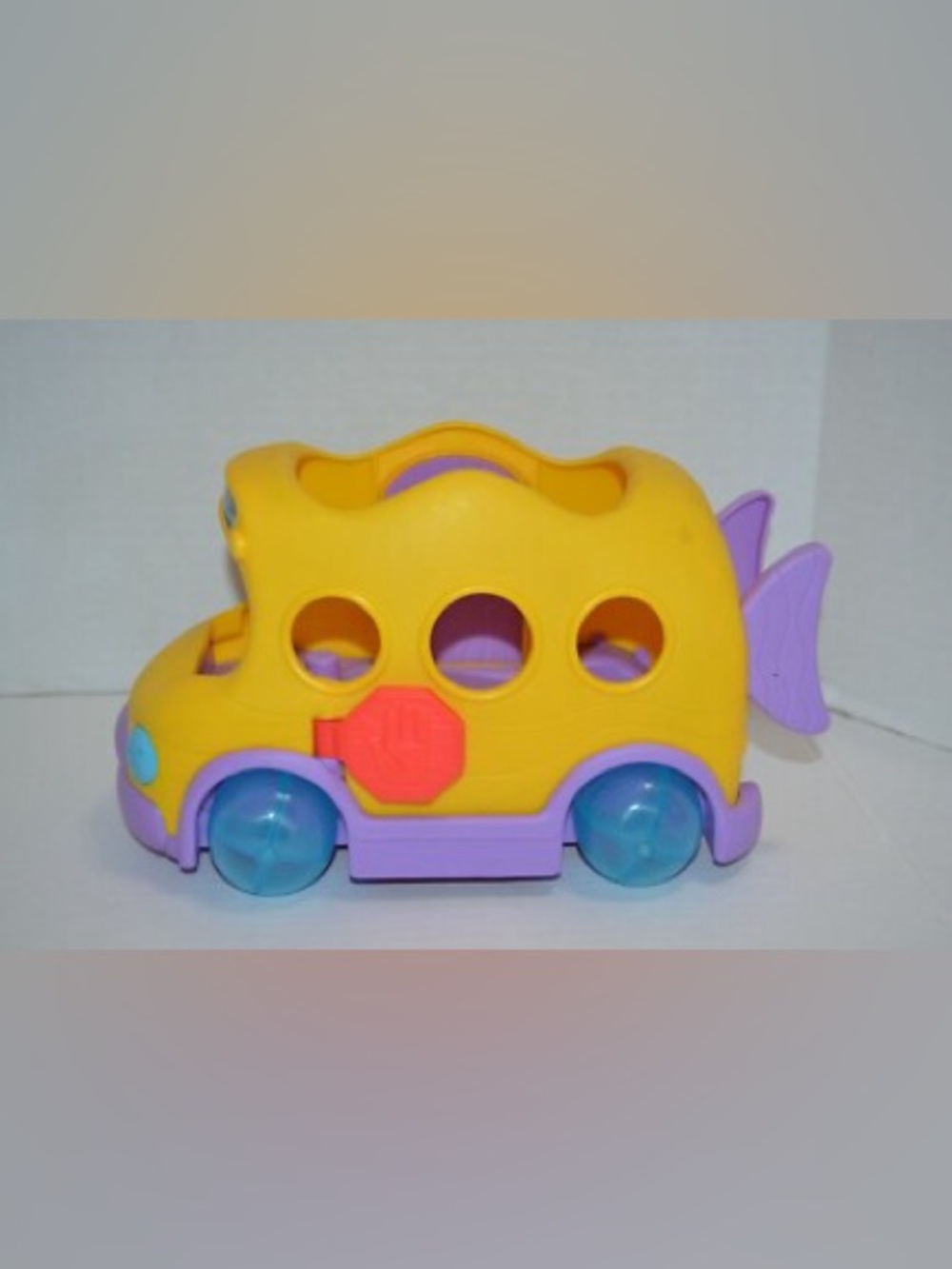 RETIRED Fisher-Price Nickelodeon Bubble Guppies Swim-Sational School Bus